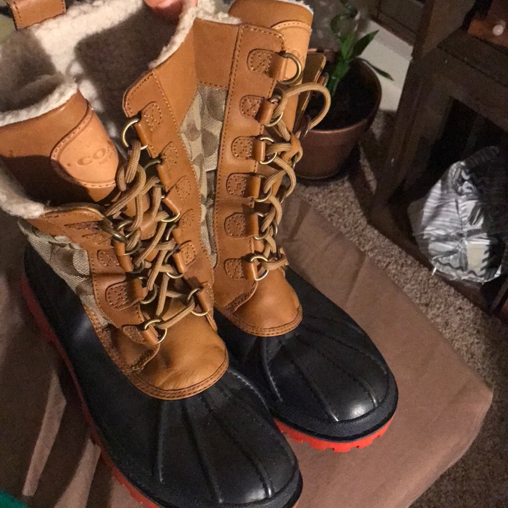 Coach fur lined winter boots